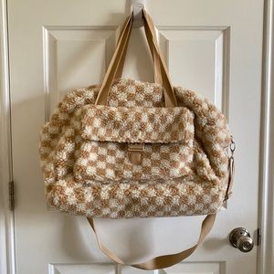 super cute sherpa checkered weekender bag- madden girl